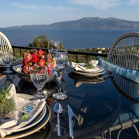 Hotel Egeos Butik Otel Sokakagzi