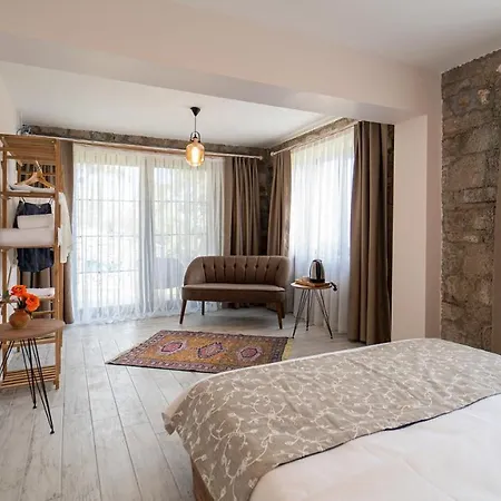 Egeos Butik Otel Hotel *